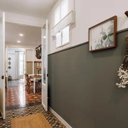 Baeza - 2 Bedrooms And Office In Eixample Esquerra Barcelona